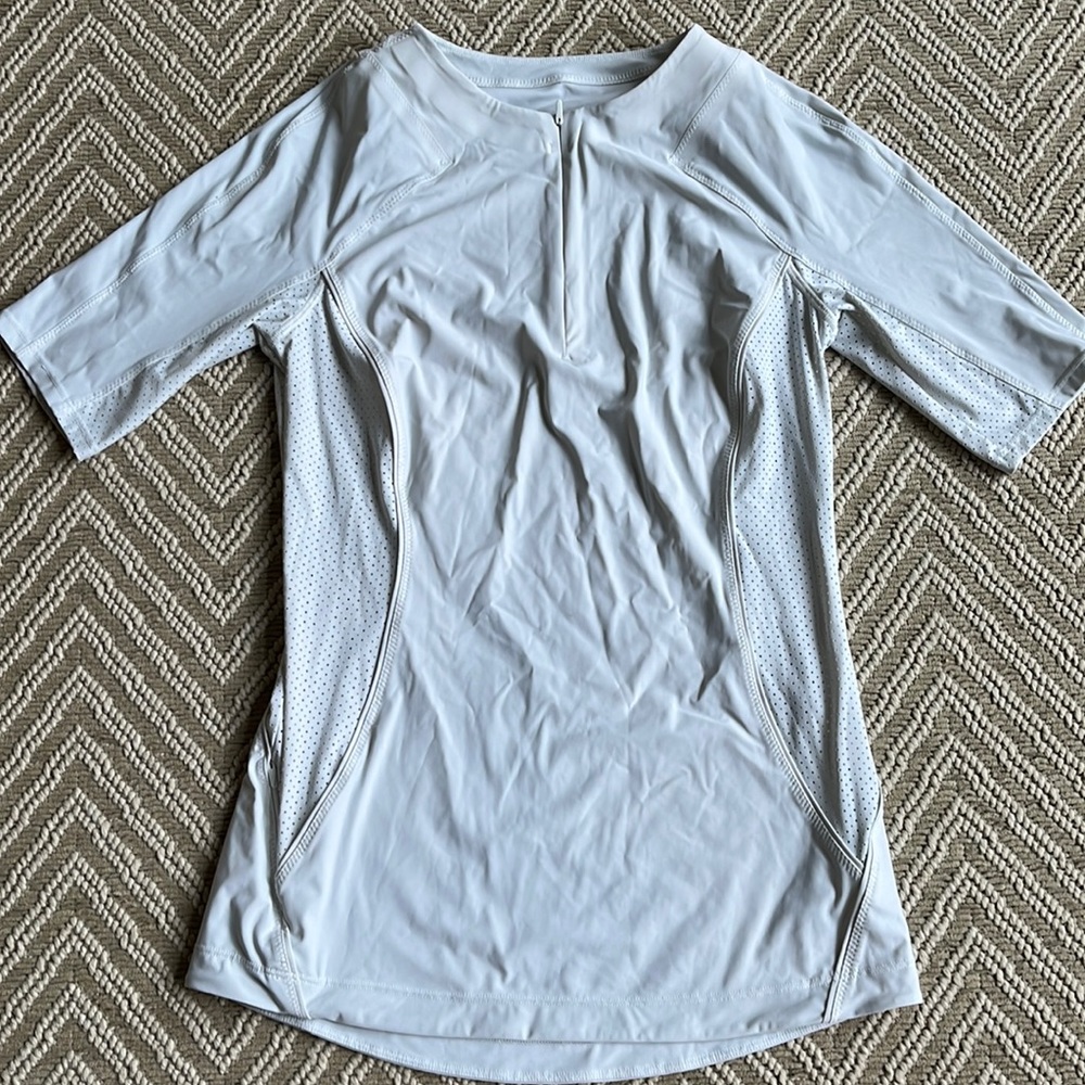 Athleta size XS bicycling top